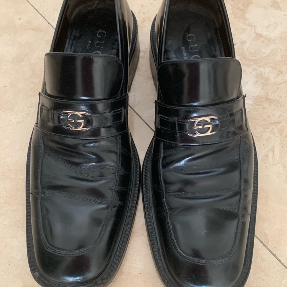 Gucci Black leather loafers